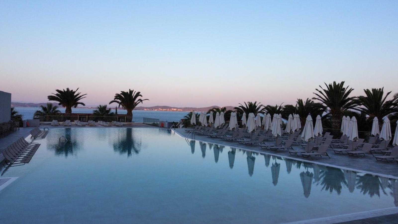 Aristoteles Holiday Hotel And Spa Ouranoupoli Exterior photo