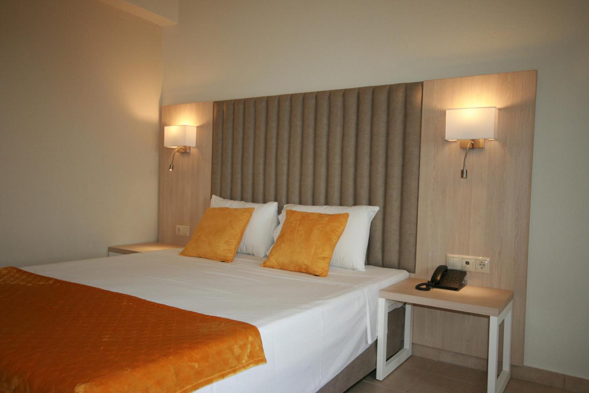 Aristoteles Holiday Hotel And Spa Ouranoupoli Exterior photo