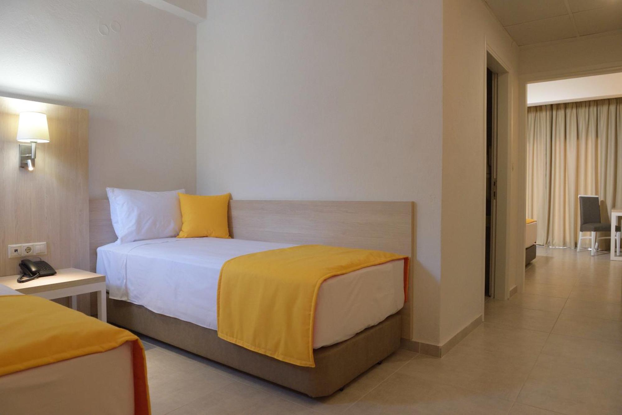 Aristoteles Holiday Hotel And Spa Ouranoupoli Exterior photo