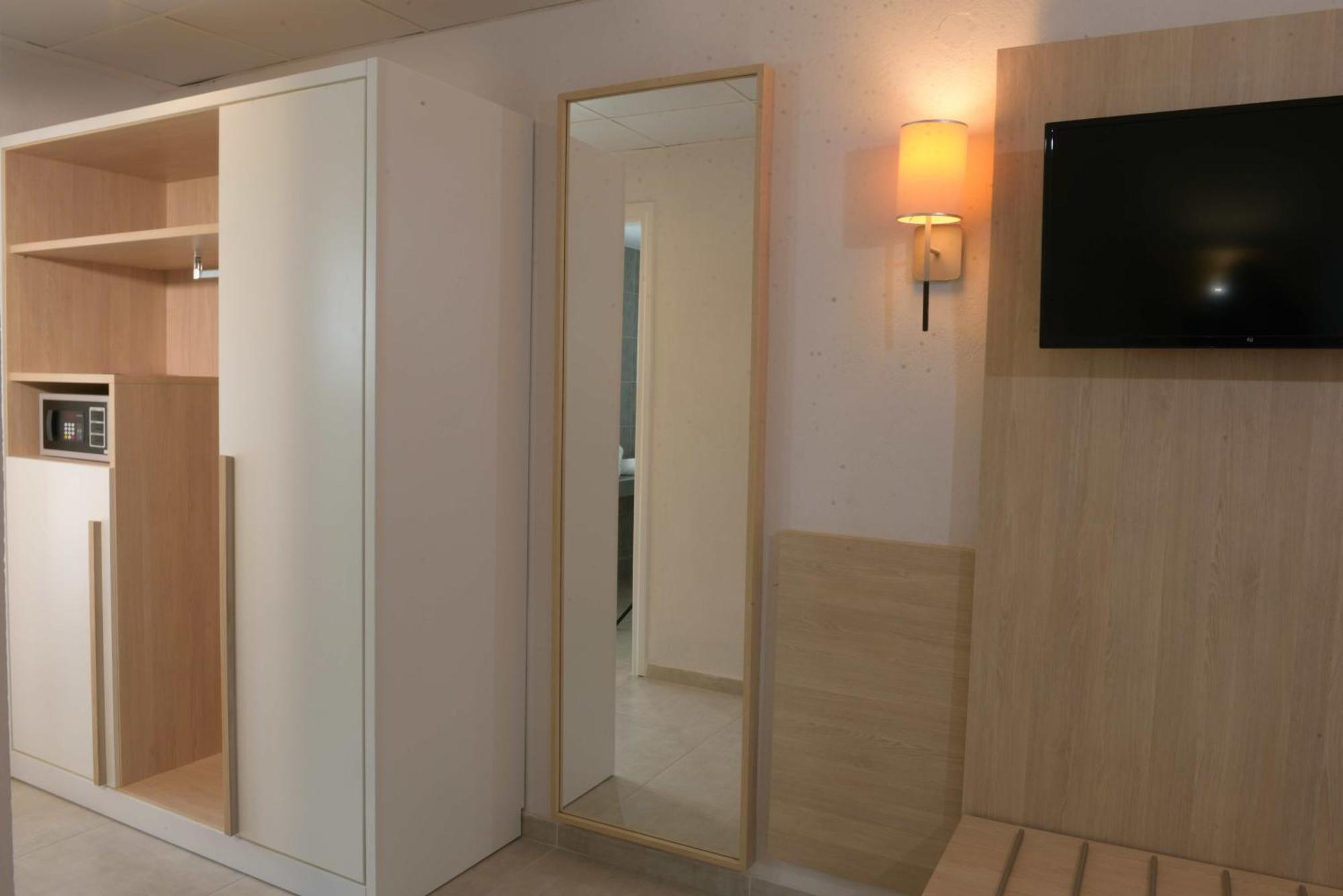 Aristoteles Holiday Hotel And Spa Ouranoupoli Exterior photo