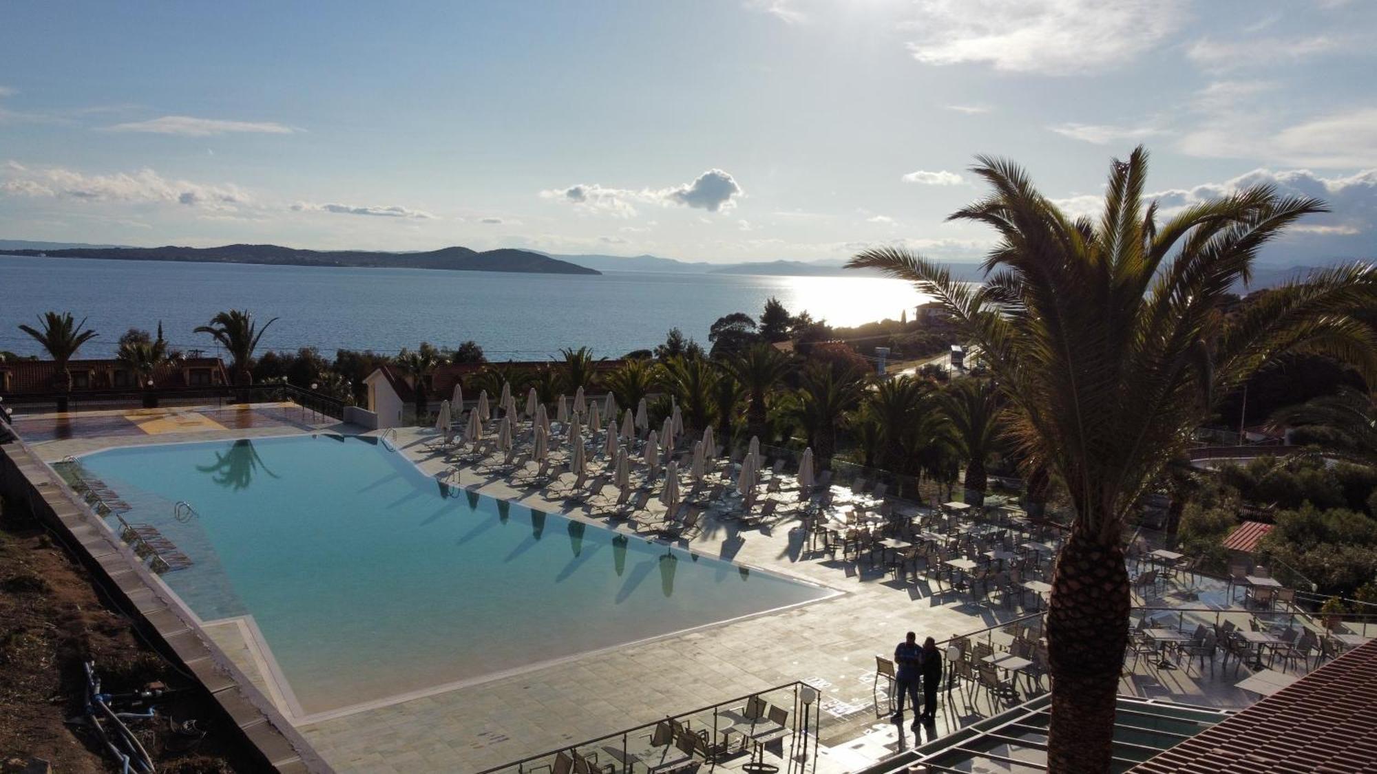 Aristoteles Holiday Hotel And Spa Ouranoupoli Exterior photo