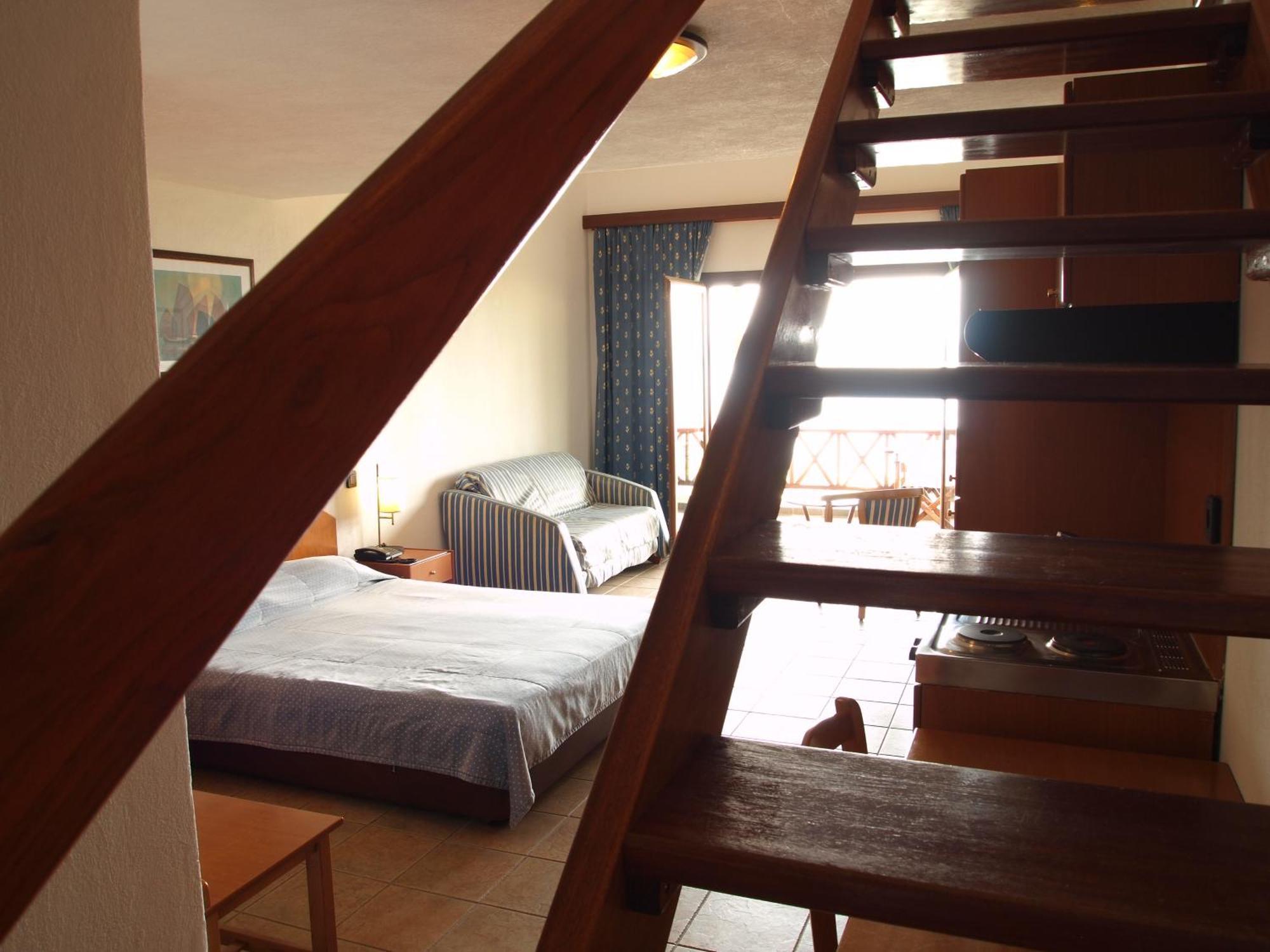 Aristoteles Holiday Hotel And Spa Ouranoupoli Room photo
